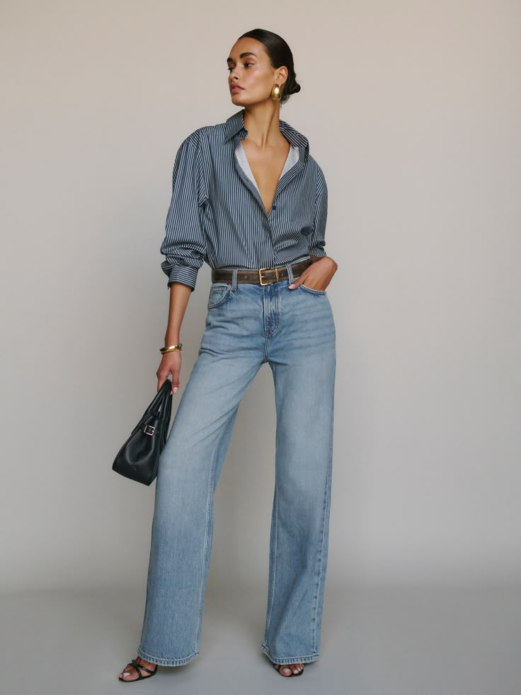 Denim time. Shop the Palmer Lived-In Baggy Jeans from Reformation, a low-rise jean with a relaxed leg and lived-in feel. Outfits With Wide Leg Jeans, Baggy Jeans Outfit, Low Rise Jean, Time Clothes, Chic Jeans, Relaxed Jeans, Long Jeans, Swimwear Dress, Vintage Inspired Dresses