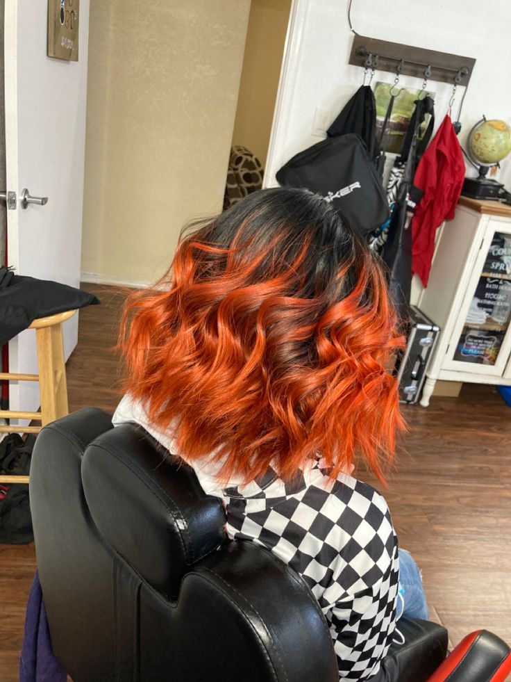 Short Burnt Orange Hair, Dark Roots Orange Hair Balayage, Red Orange Highlights On Dark Hair, Shadow Root Orange Hair, Black To Orange Ombre Hair, Black To Orange Hair, Orange Hair With Dark Roots, Orange Hair Dark Roots, Red Hair With Shadow Root