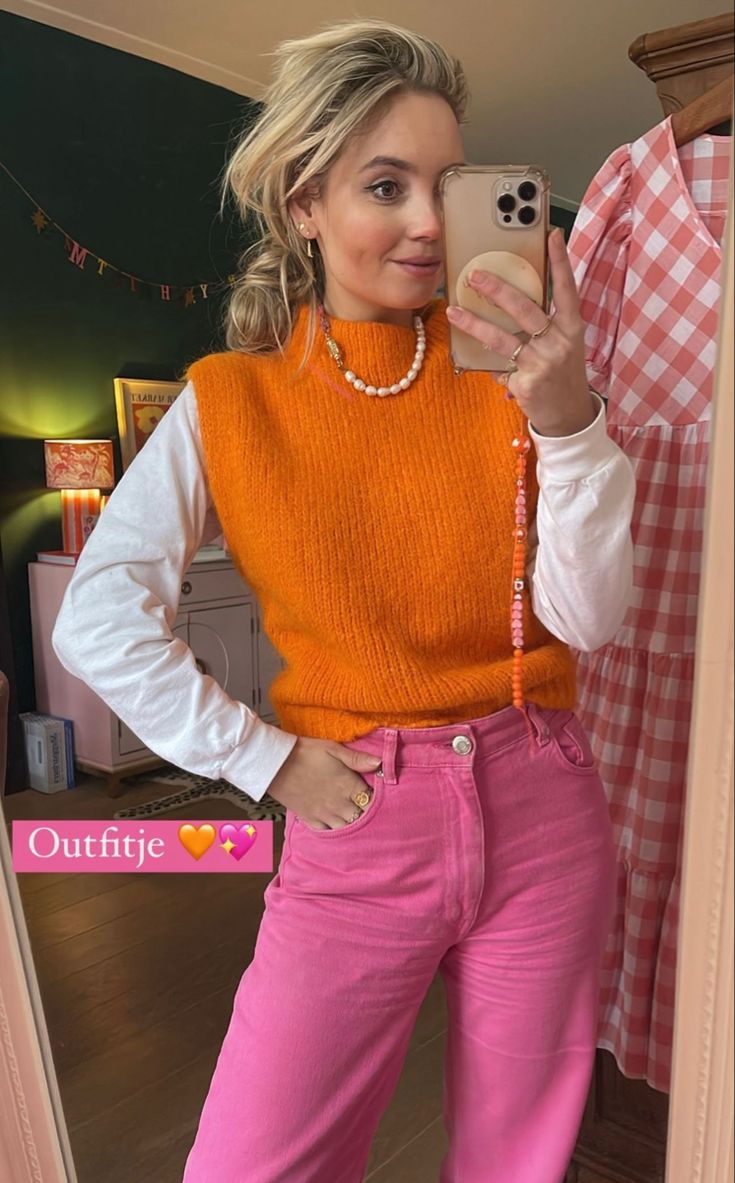 Luna Lovegood Style, Buisness Casual, Colorful Outfit, Gamine Style, Quirky Fashion, Classy Fashion, Minimal Outfit, Pink Jeans, Funky Fashion