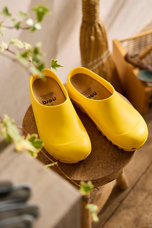 Made in Italy from CFC-free polyurethane foam rubber, these practical garden clogs are flexible, waterproof, and nearly indestructible. | NORA Garden Clogs, Yellow, Size: 40 at Terrain Yellow Summer Outdoor Clogs, Casual Yellow Platform Clogs, Yellow Casual Slip-on Clogs, Yellow Non-slip Casual Clogs, Yellow Slip-on Clogs With Rubber Sole, Garden Clogs, Yellow Fits, Easter Shopping, Polyurethane Foam