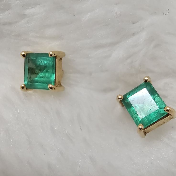 18kt Emerald Stud Earrings. Gorgeous! Appraisal On Hand And It Will Be Emailed To You Upon Request. Appraised At $1,200! Emerald Stud Earrings, Emerald Earrings Studs, Limited Time, Emerald, Jewelry Earrings, Gift Ideas, Stud Earrings, Women Jewelry, Green