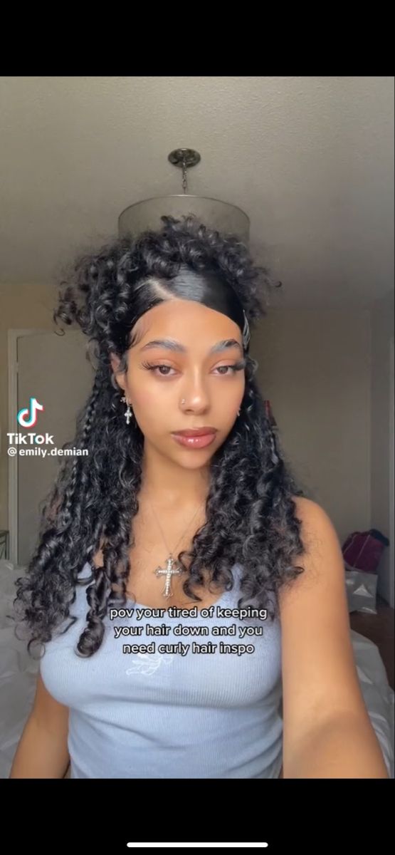 Half Pony Hairstyles Curly Hair, Side Part Half Up Half Down Hair Curly, Side Part Half Up Half Down, Curly Hair School Hairstyles, Half Up Half Down Side Part, Half Up Half Down Hair Curly, Side Part Half Up Half Down Hair, Half Up Half Down Curly Hairstyles, Curly Half Up Half Down Hairstyles