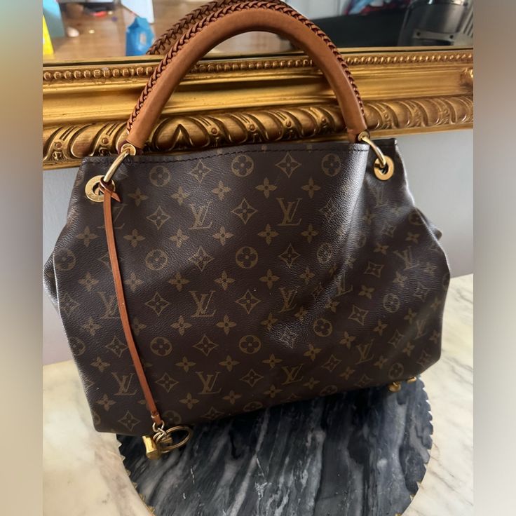 Pretty Love The Outside Is Perfect But The Inside Has Staining And A Rip That Can Be Easily Repaired Overall Good Condition Artsy Louis Vuitton Bag Artsy Louis Vuitton, Artsy Bag, Louis Vuitton Artsy, Bags Louis Vuitton, Vuitton Bag, Louis Vuitton Bags, Louis Vuitton Bag, Bag Lady, Louis Vuitton