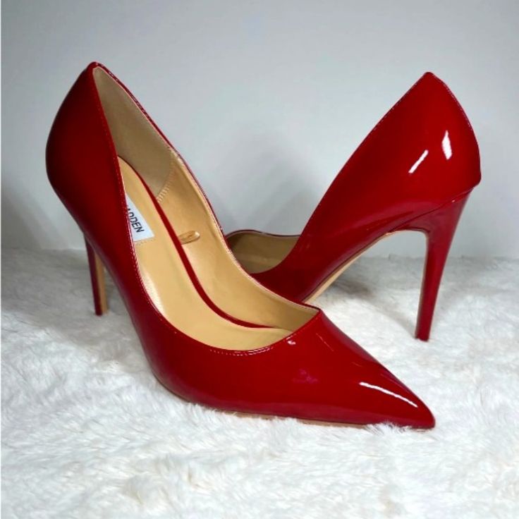 Steve Madden Heels - Size 9.5. Brand New, Patent Leather Heels Red Pointed Toe Court Shoes With 4-inch Heel, Red Closed Toe Heels With 4-inch Heel, Red High Heels With Reinforced Heel, Elegant Red Heels With Medium Width, Elegant Red Heels Medium Width, Elegant Red Medium Width Heels, Red Sole High Heel Court Shoes In Medium Width, Red Sole High Heels With Medium Width, Red Sole High Heels Medium Width