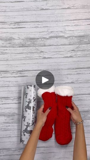 Gift Wrapping Ideas For Socks, How To Wrap Gloves As A Gift, Fold Socks For Gift, Socks Wrapping Ideas, How To Wrap Slippers For Christmas, Folding Socks Gift, Sock Wrapping Ideas, Wrapping Socks For Christmas, How To Wrap Socks As A Gift Cute Ideas