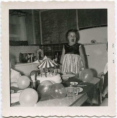 Vintage photo 1954 Lonely Birthday, 1954 Birthday, Vintage Birthday Party, Vintage Birthday Parties, Happy Birthday Vintage, Birthday Greetings Friend, Retro Birthday, Vintage Polaroid, Circus Birthday