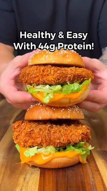 Low Calorie Burger, Kfc Zinger Burger, Kfc Zinger, Zinger Burger, Season Chicken, Celery Salt, High Protein Low Calorie, Burger Recipe, Brioche Buns