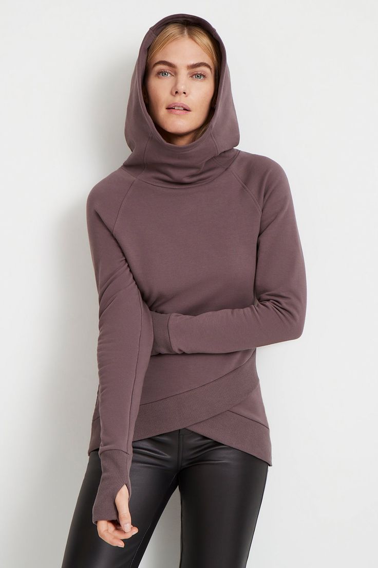 One of Marcella's bestsellers, the purple-hued gray Geneva sweatshirt in Anthracite features a structured, oversized hood, a tulip hem, and thumbhole sleeves. Sweatshirt Fabric, Winter Clothing, Soft Natural, Casual Sweatshirt, Geneva, Comfortable Outfits, French Terry, Casual Tops, Fashion Statement