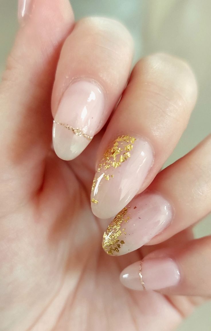 Softgel Nail Design, Nude Nails With Gold Foil, Softgel Nail Extension Design, Softgel Nail Extension, Nail Extension Design, Nude Nails With Gold, Nails With Foil, Natural Gel Nails, Nails With Gold