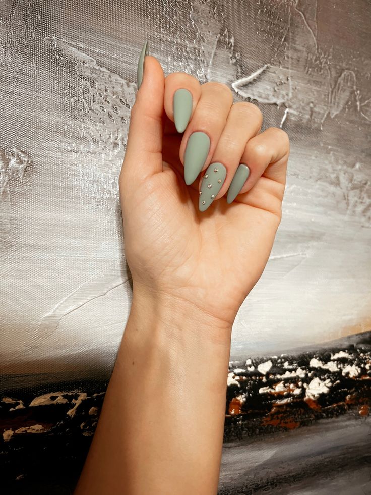 Sage Green Nail Ideas Almond, Matte Sage Green Nails Acrylic, Light Sage Green Nails Design, Sage Green Boho Nails, Sage Green Abstract Nails, Sage Nails Coffin, Dusty Sage Green Nails, Mint Matte Nails, Sage Green Nails With Gems