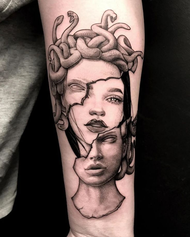 a woman's face with snakes on her head and the other part of her body