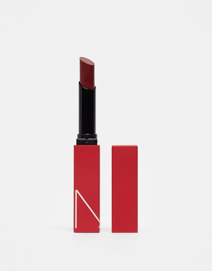 Cara + Cuerpo de NARS Juega con pigmentos Acabado mate Textura suave Color pigmentado Cobertura de hasta 10 horas Fórmula que no mancha Get Lucky es un tono rojo oscuro Por razones higiénicas, este producto no se puede devolver. Nars Powermatte Lipstick, Get Lucky, Pigment Coloring, Smooth Texture, Nars, Face And Body, Dark Red, Jewelry Shop, Must Haves