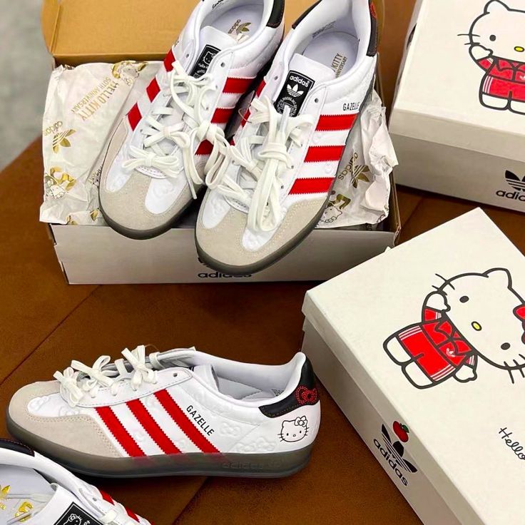 Send Offers. I May Accept. Brand New Never Worn Or Tried On 100% Authentic Straight From Adidas Fast Shipping Pretty Sneakers For Women, Shoes Hello Kitty, Name Brand Shoes, Cute Converse Shoes, Adidas Gazelles, Cute Adidas, Cute Adidas Shoes, Gazelle Adidas, Adidas White Shoes