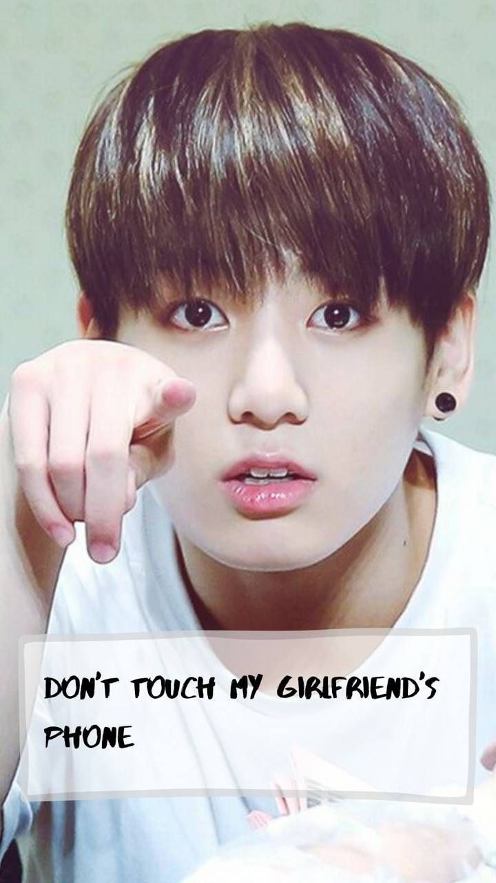 Dont Touch My Girlfriend Phone Anime, Bts Funny Wallpaper, Dont Touch My Phone Bts, Bts Lock Screen Wallpaper, Don't Touch My Phone Wallpapers Bts, Dont Touch My Girlfriend Phone, Don't Touch My Phone Wallpaper, Jungkook Phone, Don't Touch My Phone Wallpapers