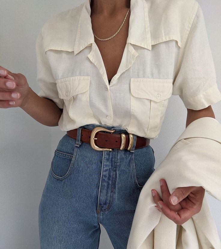 Corporate Baddie Outfits, Minimalist Blouse, Corporate Baddie, 80s Era, Transition Outfits, 90s 80s, Ellen Tracy, Vintage Linen, Casual Work Outfits