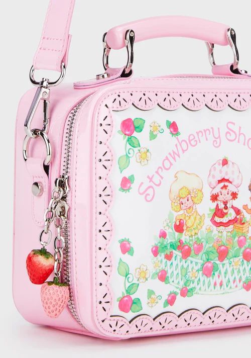 Picking Strawberries, Kawaii Bags, Hello Kitty Bag, Vintage Strawberry Shortcake, Hello Kitty Items, Pretty Bags, Really Cute Outfits, Cute Bags, Strawberry Shortcake