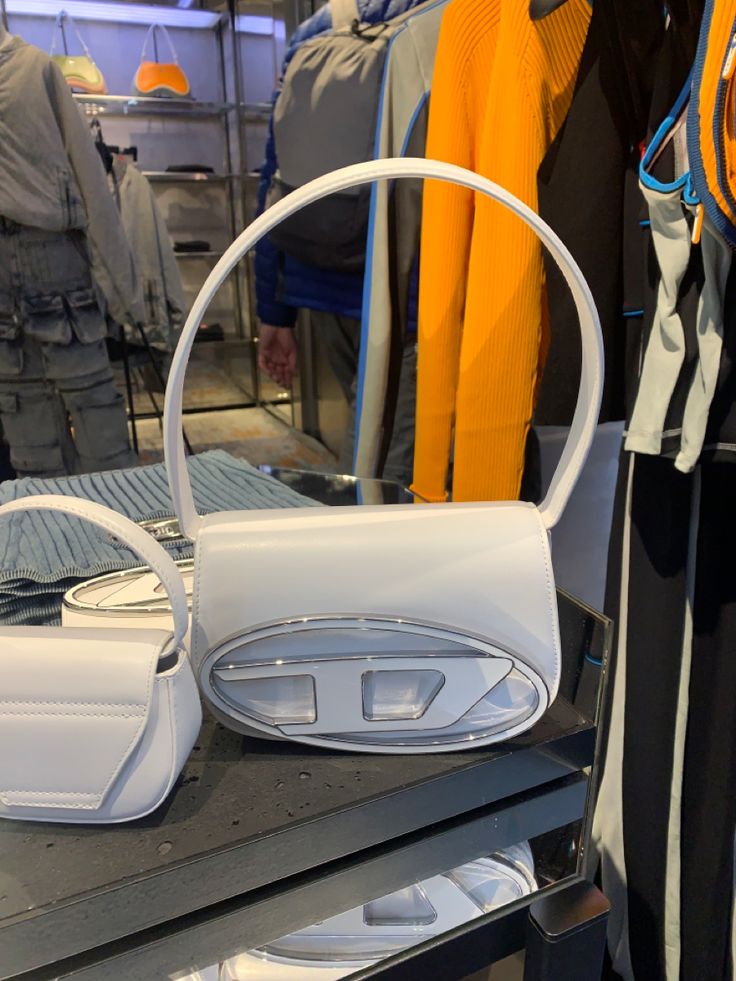 White Diesel Bag, Diesel Bag, Ootd Women, Fancy Bags, Just For Laughs Videos, Bag Women, Bag Shoulder, White Bag, White Silver