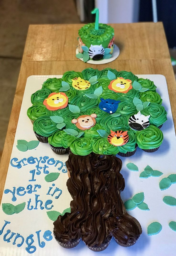 1st birthday jungle themed pull apart cupcake cake smash cake jungle animals. Baby boy Baby Shower Cupcakes For Boy, Pull Apart Cupcake, Birthday Cupcakes Boy, Baby Shower Cupcakes For Girls, 1st Birthday Cupcakes, Ideas Cupcakes, Pull Apart Cupcake Cake, Cupcake Pictures, Cupcakes For Boys