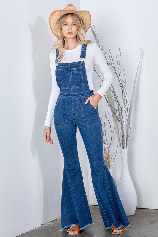 70s Overalls Outfit, 70s Overalls, Jean Upcycle, Vibe Tribe, Style Overalls, 70s Inspired Fashion, Overalls Outfit, Hippie Girl, Overalls Women