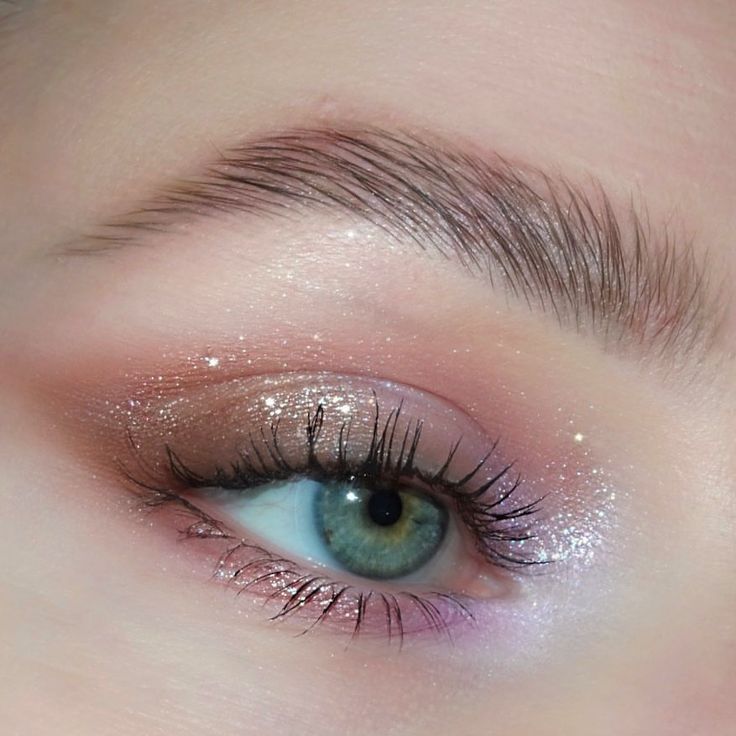 Glowy Makeup Hooded Eyes, Lavender Bride Makeup, Sparkly Simple Makeup, Elven Makeup Natural, Sparkly Wedding Makeup For Blue Eyes, Prom Makeup Looks Glitter, Simple Lavender Makeup, Lavender Bridal Makeup, Blue Makeup Natural