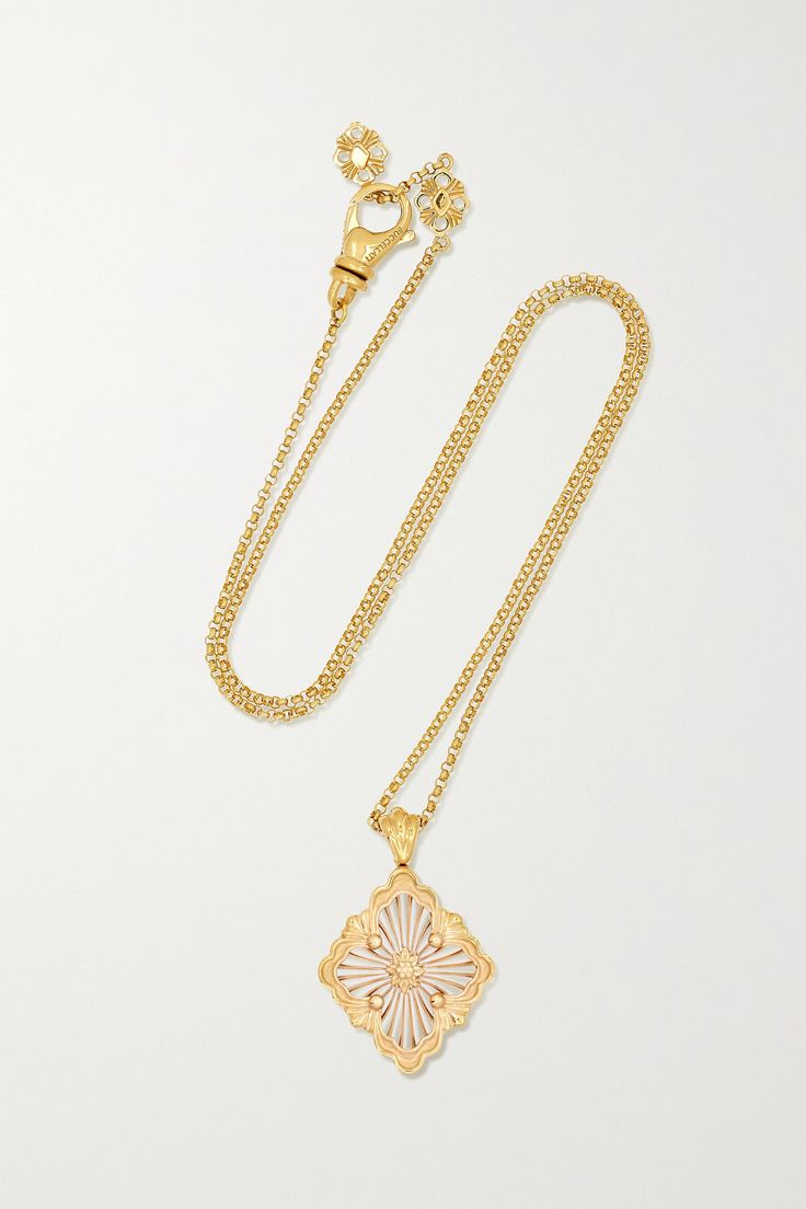 Buccellati's 'Opera' motif is both a house symbol and tribute to its Italian heritage, recalling patterns commonly found in Renaissance artwork and classical architecture. Cast from 18-karat gold, this pendant is carved by hand using the label's 'Tulle' technique. House Symbol, Malachite Necklace, Italian Heritage, Enamel Necklaces, Classical Architecture, Fine Watches, Luxury Gifts, Fine Jewellery Necklace, A House