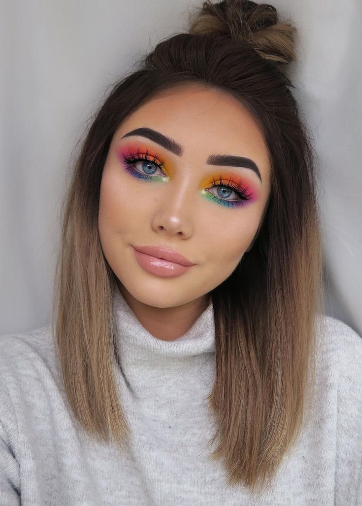 Machiaj Smokey Eyes, Carnaval Make-up, Colorful Makeup Looks, Hairstyle Video, Halloweenský Makeup, Rainbow Eyeshadow, Festival Make Up, Pride Makeup, Rainbow Makeup