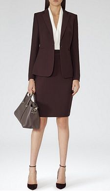 Stylish Office Wear, Formal Business Attire, Business Dress Women, Lawyer Fashion, Business Attire Women, Work Gear, Woman Suit Fashion, Business Style, Professional Attire