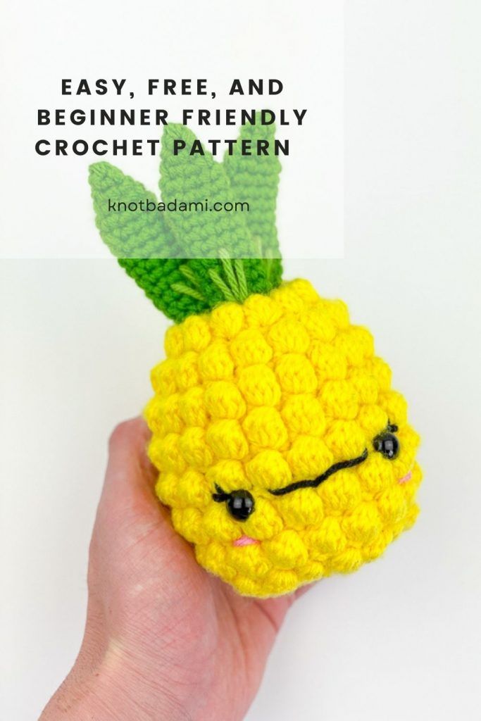 a crocheted pineapple with the text easy, free and beginner friendly crochet pattern