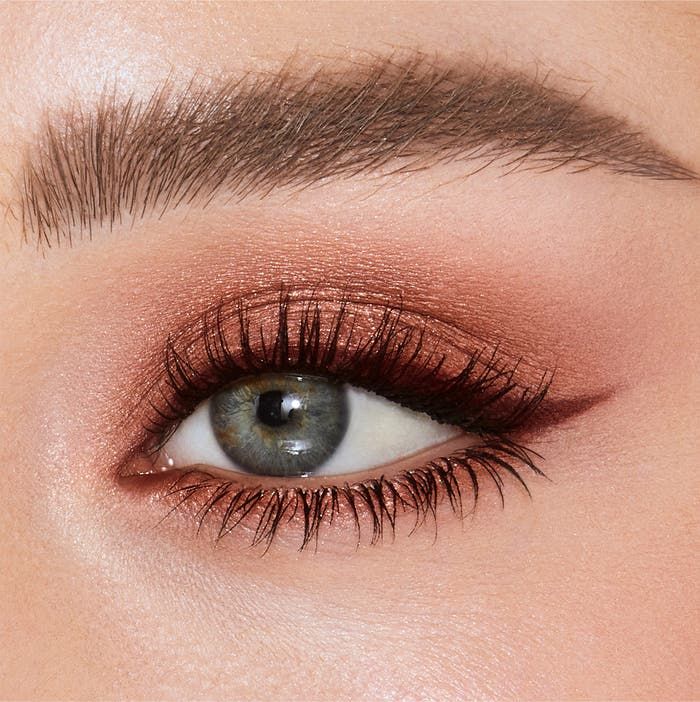 Charlotte Tilbury Eyes to Mesmerise Cream Eyeshadow | Nordstrom Bridesmaid Makeup Dusty Blue, Light Make Up Natural, Evanescence Makeup, Make Up Blue Eyes, Easy Make Up, Eyes To Mesmerise, Natural Eyeshadow Looks, Maquillage On Fleek, Eyeshadow Colors