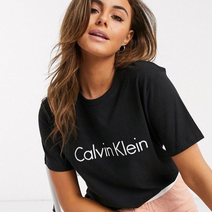 Calvin Klein Women's Regular Fit T Shirt . . . . . DM FOR LINK TO BUY . . . . . Calvin Klein Woman, May 22, Calvin Klein, T Shirt, On Instagram, Instagram