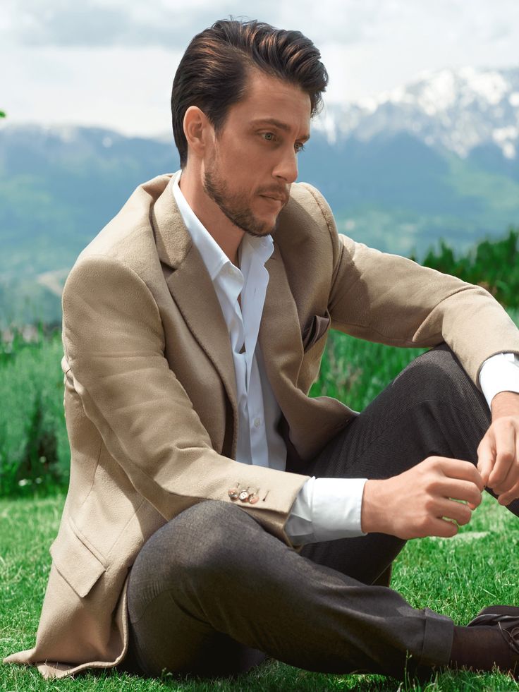 Our informal line, an unmatched suit with handmade Cashmere and Vicuna jacket - also available in 100% Baby Camel Hair- and 100% Wool Super 130's trousers. This single breasted gentleman’s suit offers the perfect outfit for informal occasions. The handcrafted two-button jacket is available in Cashmere and Vicuna or in 100% Camel Hair versions, and the trousers with classic pockets are handmade from 100% Wool Super 130's (Four Season), bird's eye pattern. The trousers have a classic but slim, you Summer People, Baby Camel, English Fun, Men Photography, Eye Pattern, Original Characters, Four Season, Button Jacket, Suit Fabric