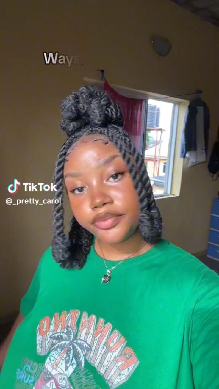 Big Twist Braids Hairstyles, Brazilian Wool Hairstyles, Brazilian Wool, Short Hair Twist Styles, Short Box Braids Hairstyles, Short Box Braids, Quick Natural Hair Styles, Faux Locs Hairstyles, African Hair Braiding Styles