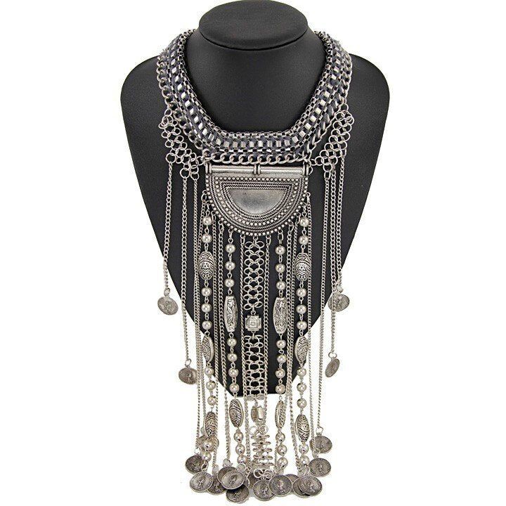 Add a touch of vintage charm to your ensemble with our Bohemian Silver Necklace! Featuring an intricate design of chains, coins, and adorned with a beautiful turquoise gemstone, this necklace exudes an ancient gypsy aesthetic. Perfect for a bohemian outfit or any jungle-themed event, its unique look adds a hint of mystique and adventure to your style. Ideal for accessorizing your Burning Man outfit, this necklace is sure to elevate your desert ensemble with its free-spirited vibe and timeless ap Vintage Humor Retro Funny, Mystic Style, Turquoise Jewelry Set, Festival Outfits Men, Indian Choker Necklace, Festival Outfits Women, Collar Necklaces, Vintage Choker Necklace, Diy Jewelry Ideas