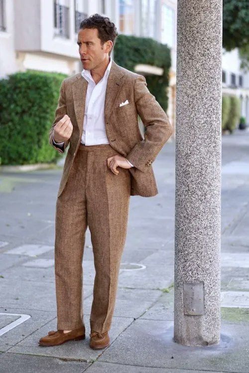 Brown Suit, Formal Fashion, Mens Haircut, Linen Suits, Brown Suits, Linen Suit, Mens Formal, Summer Suits, Mens Style