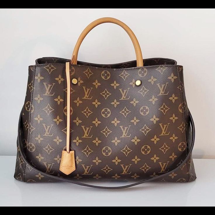 Excellent Condition,Comes W Lv Dust Bag,Over 500$ Goes To Posh For Authentication Louis Vuitton Montaigne, Bags Louis Vuitton, Louis Vuitton Bags, Louis Vuitton Bag, Dust Bag, Bag Lady, Louis Vuitton, Color