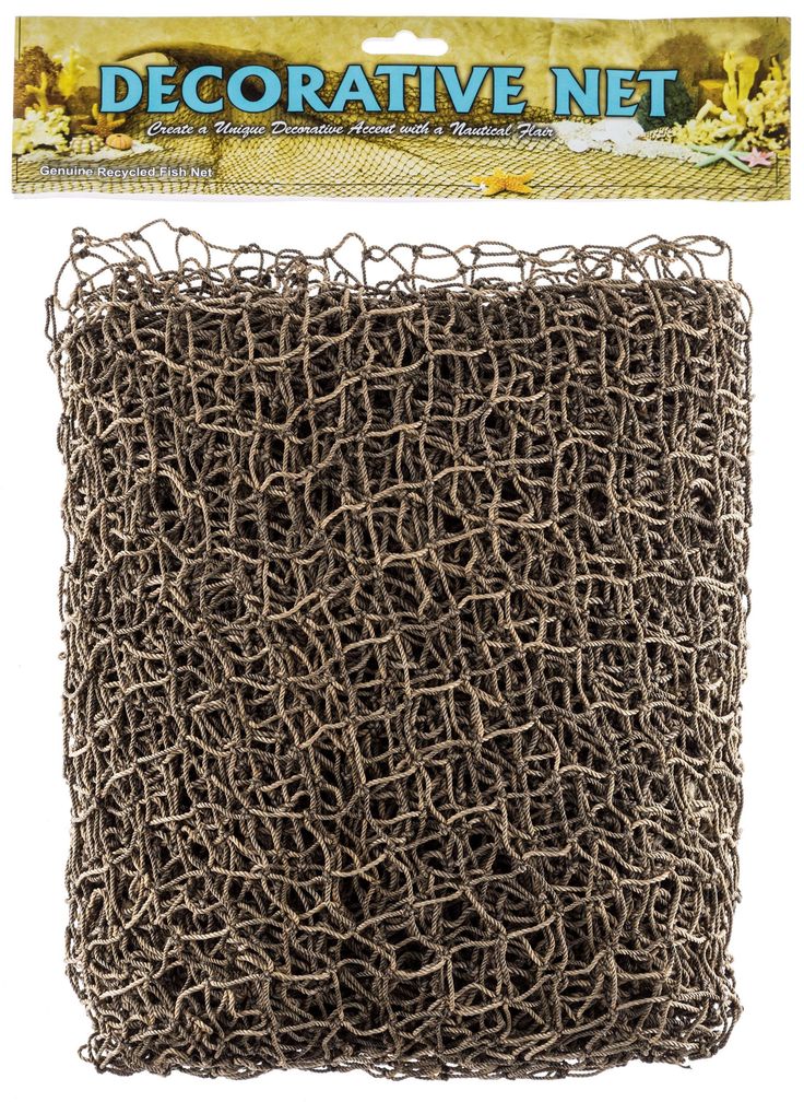 the decorative net is made from rope and has been placed on top of a cardboard box