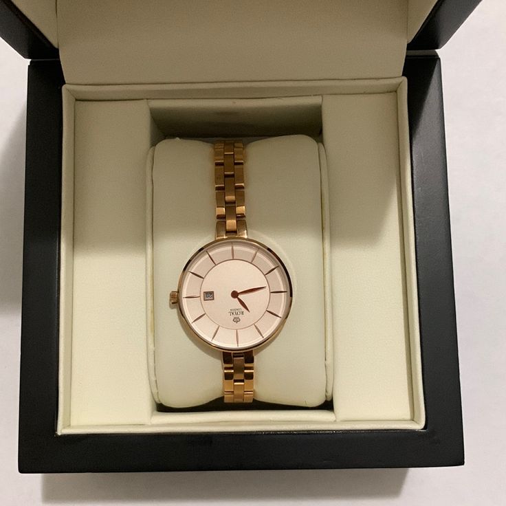 Brand New With Tag Ladies Watch Quarts Analog Day Rose Gold Everyday Rose Gold Quartz Watches, Timeless Rose Gold Watch Accessories With Round Dial, Timeless Rose Gold Watch With Round Dial, Rose Gold Timeless Watch With Round Dial, Timeless Rose Gold Round Watch Accessories, Timeless Rose Gold Quartz Watch, Rose Gold Watch Accessories With Rectangular Dial For Gift, Timeless Rose Gold Jewelry And Watches With Round Dial, Timeless Rose Gold Jewelry With Round Dial