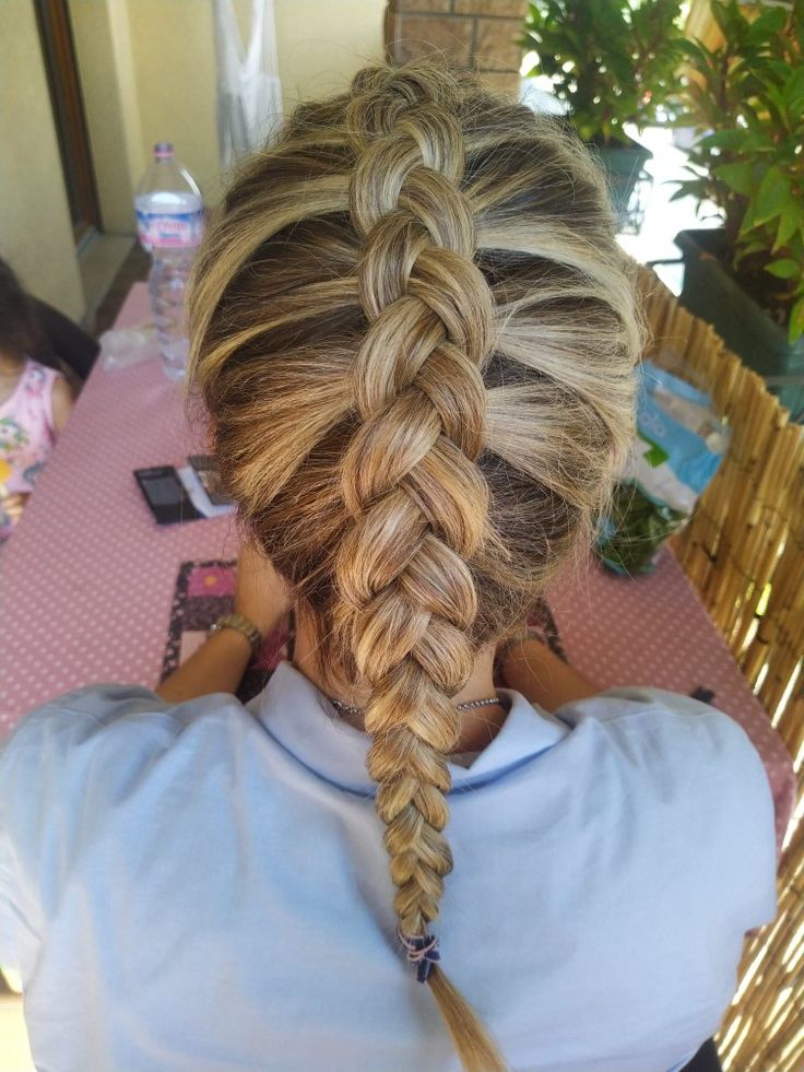 Dutch braid Dutch Braid Single, Short Hair Dutch Braid, Single Dutch Braid, Single French Braid, Dutch Fishtail Braid, Dutch Braid Hairstyles, Dutch Braids, Single Braid, Straight Bob