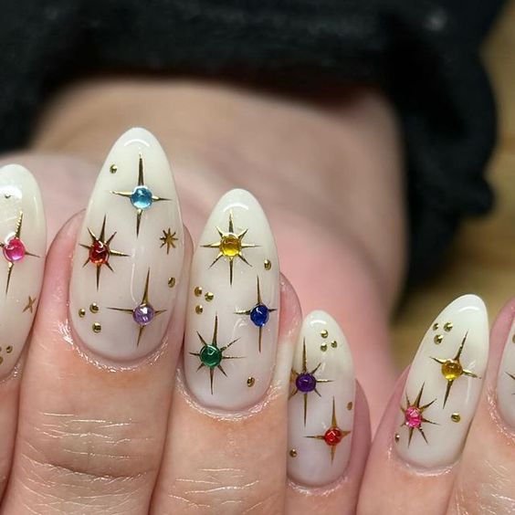 Nail Inspo Board, Chappell Roan Inspired Nails, Glass Chrome Nails, Practical Magic Nails, Jewel Tone Nail Designs, Noah Kahan Nails, White And Black Nail Art, Cute Gel X Nails, Glimmer Nails