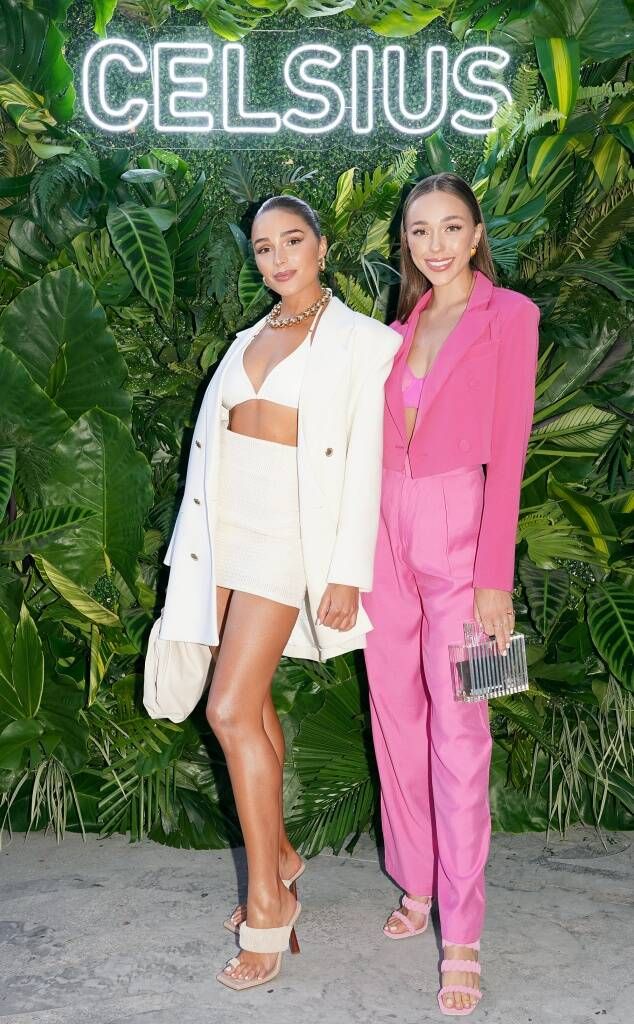 Miami Vice Style Women, Miami Vice Women Outfits, Miami Vice Theme Party Outfit Women, Miami Vice Party Outfit Women 80s, Neon Going Out Outfit, Vice City Outfit, Miami Nights Theme Party Outfit, Miami Party Outfits, Miami Vice Women