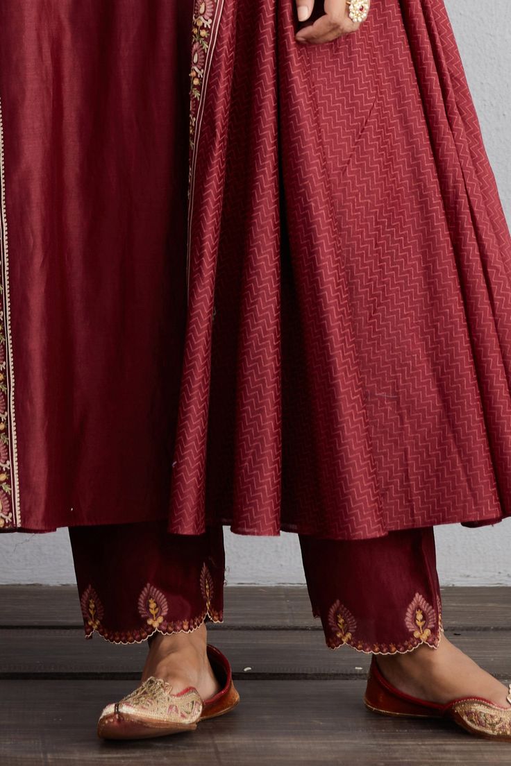 Garnet red flared long kurta with all-over aari worked motifs and side panels. Comes with handwoven chanderi pants and scallop border dupatta.
Component: 3
Embroidered
Neckline: Round
Sleeve Length: Full
Fabric: Kurta and Pant: Handwoven Chanderi and Cotton Voile; Dupatta: Handwoven Chanderi
Color: Red
Side panels
Churidar sleeves
Scallop cutwork - Aza Fashions Designer Red Unstitched Dupatta, Red Unstitched Designer Wear Dupatta, Unstitched Red Sharara With Sheer Dupatta, Designer Red Dupatta With Dabka Work, Designer Wear Red Dupatta With Dabka Work, Unstitched Red Sharara With Dupatta, Red Dupatta With Dabka Work For Designer Wear, Designer Red Dupatta, Designer Red Sharara With Dupatta