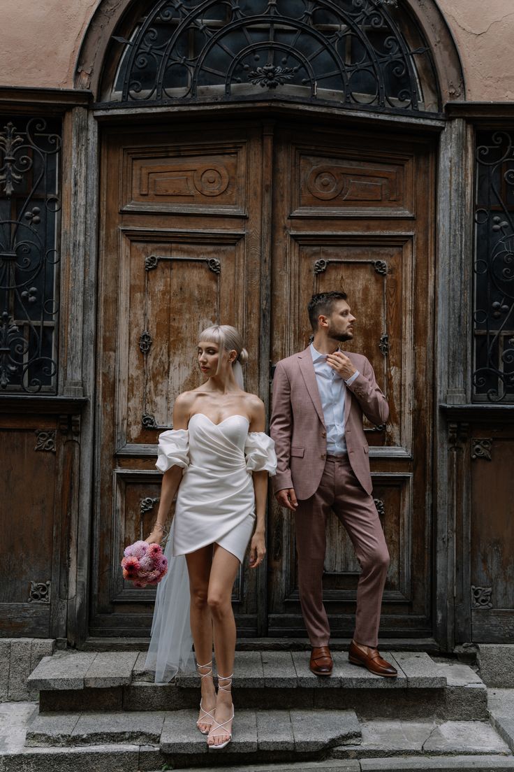 Stylish wedding in the old town Old City Engagement Photos, Old Town Photoshoot, Old Town Engagement Photos, Couple Modeling, Down Town Wedding Photos, Old Town Wedding Photography, Old Building Wedding Photography, Old Castle Wedding Photos, Couples Modeling