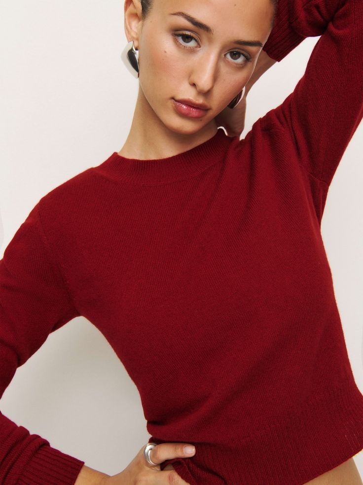 How classic. Shop the Dana Cashmere Crew Sweater from Reformation, a fitted long sleeve sweater with a crew neckline. Work Wear Outfits, Fitted Long Sleeve, Cashmere Blend Sweater, Fashion Wishlist, Vintage Inspired Dresses, Clothing Essentials, Inspired Dress, Fitted Sweater, Outerwear Sweater