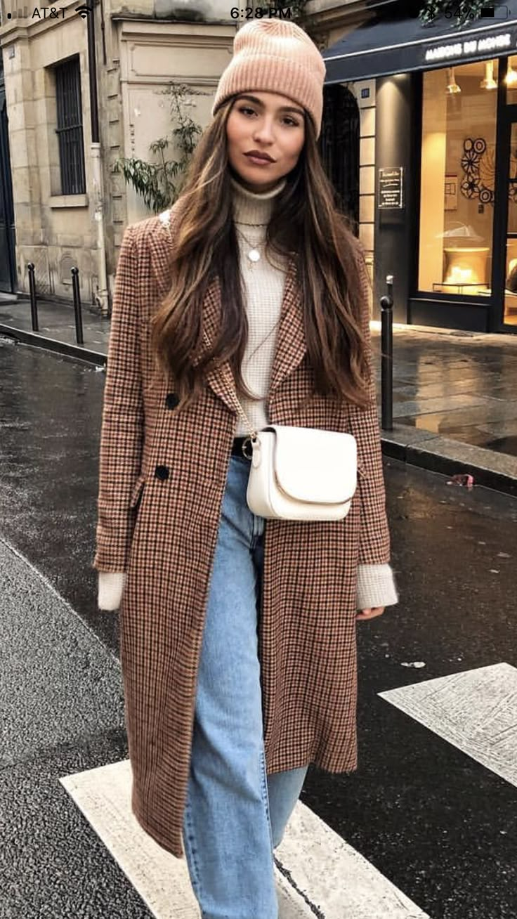 Brown Plaid Coat Outfit Winter, Brown Check Coat Outfit, Brown Houndstooth Coat Outfit, Checkered Trench Coat Outfit, Gingham Coat Outfit, Plaid Peacoat Outfit, Long Plaid Jacket Outfit, Brown Plaid Jacket Outfit, Brown Plaid Coat Outfit