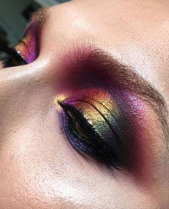 Editorial Make-up, Maquillage Yeux Cut Crease, Drag Make-up, Make Up Designs, Beauty Make-up, Makijaż Smokey Eye, Oil Slick, Makeup Goals, Editorial Makeup