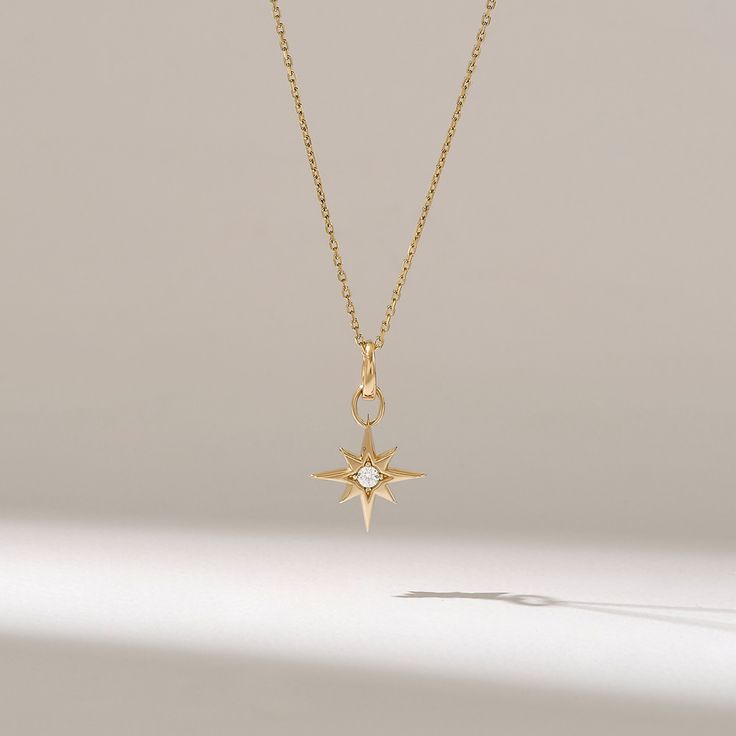 North Star Necklace Gold, Star Diamond Pendant, Diamond Pendants Designs Unique, Dainty Necklace Diamond, Small Diamond Pendant, Unique Diamond Pendant, Necklace Diamond Pendant, Star Jewellery, Gold Star Necklace