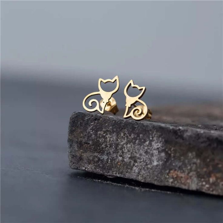 Cat Stud Earrings Pug Earrings, Cat Stud Earrings, Unique Hoop Earrings, Gift Idea For Women, Cat Earrings Studs, Boho Style Earrings, Jewelry Style, Bohemian Earrings, Cat Earrings