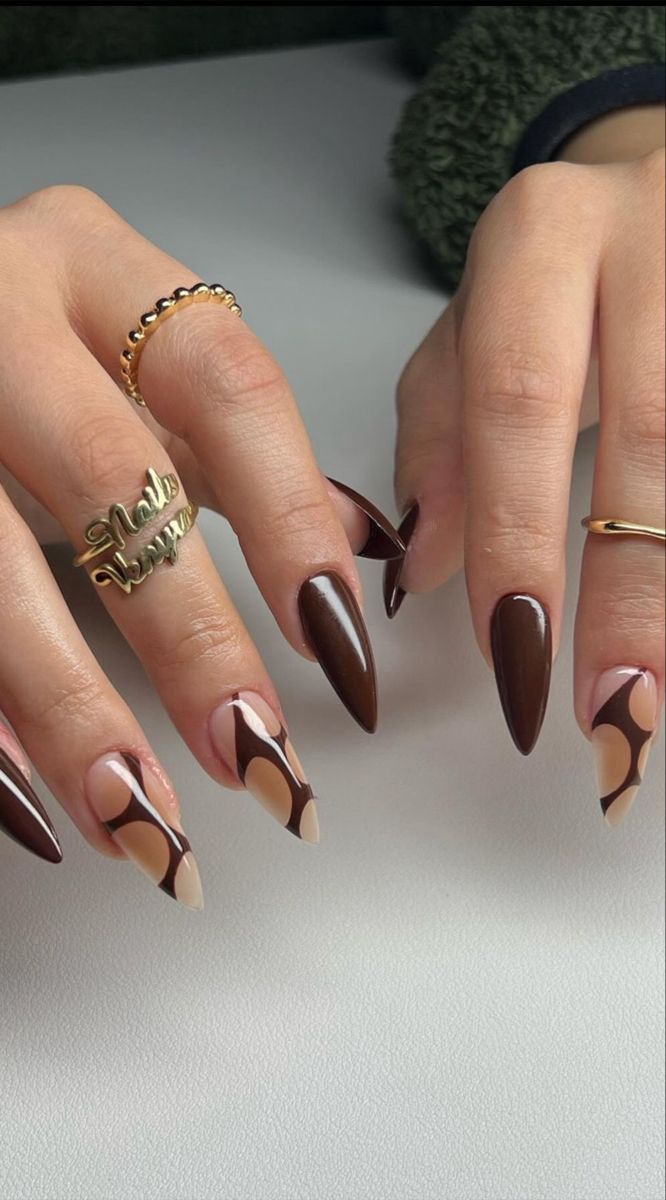 Brown Asian Nails, Gold Brown Nails, Maddy Euphoria Nails, Maquillage On Fleek, Brown Nails Design, Romantic Nails, Nail Forms, Grunge Nails, White Nail