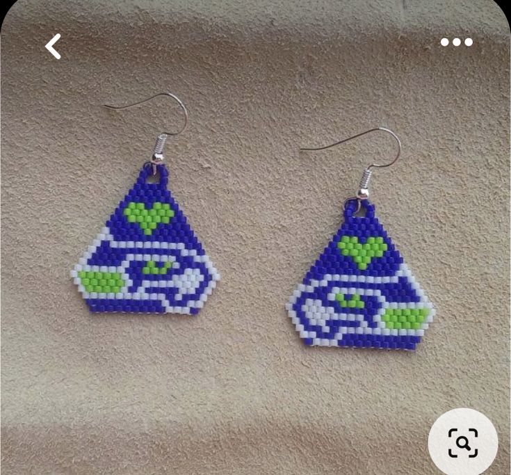 Seahawk Earrings, Cowboys Wallpaper, Hand Beaded Earrings, Dallas Cowboys Wallpaper, Native Earrings, Beaded Items, Beaded Things, Bead Projects, Beading Jewelery