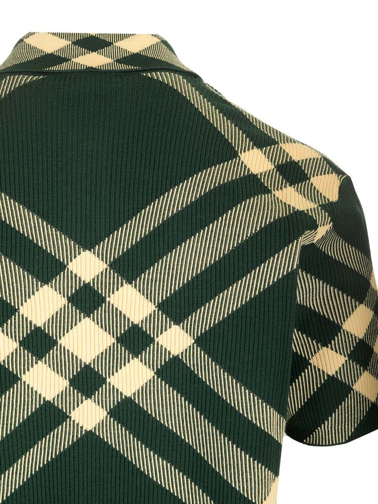 90%MERINO WOOL 10%POLYESTER Wool Short Sleeve Tops For Work, Short Sleeve Wool Tops For Work, Wool Crew Neck Top For Work, Classic Plaid Wool Tops, Luxury Wool Men's Shirt, Luxury Wool Collared Polo Shirt, Burberry Plaid Print, Green Wool Crew Neck Top, Burberry Knitwear